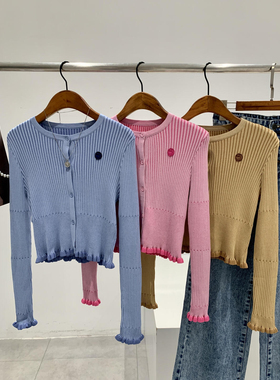 淘到红人店598修身显瘦毛衣女单排扣圆领上衣短款针织开衫M393