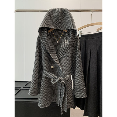 捡漏！63.4绵羊毛！线下400+手工连帽双面呢外套S219