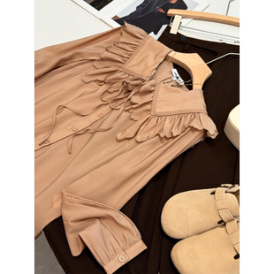 R752 衬衣女士减龄翻领衬衫 捡漏 86莱塞尔~淘到门店499休闲长袖