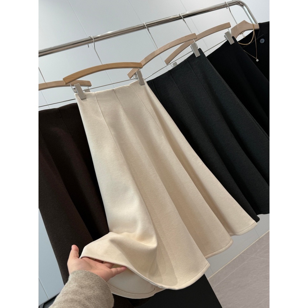 重磅高克重！同品质299+八片拼接垂感半身裙T436