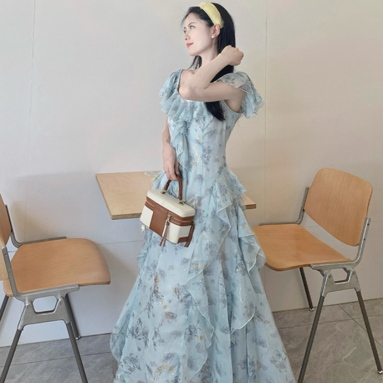 多巴胺明媚绝美长裙巨好看海边度假沙滩蓝色雪纺连衣裙女夏季新款