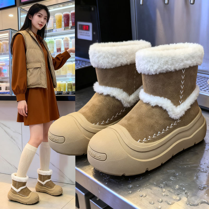 奶蓝皮毛一体保暖雪地靴女2025