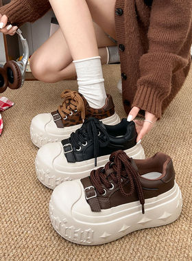 6M厚底大头休闲鞋子女2025年秋季新款小个子增高松糕板鞋面包鞋