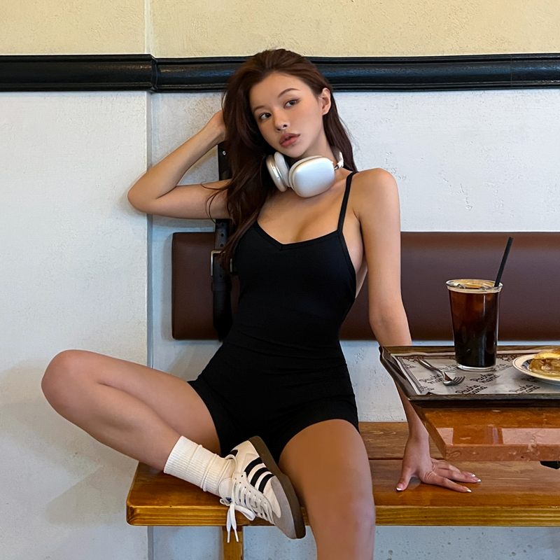 韩国新款连体瑜伽服女性感露背健身防震美背训练健身运动连体裤