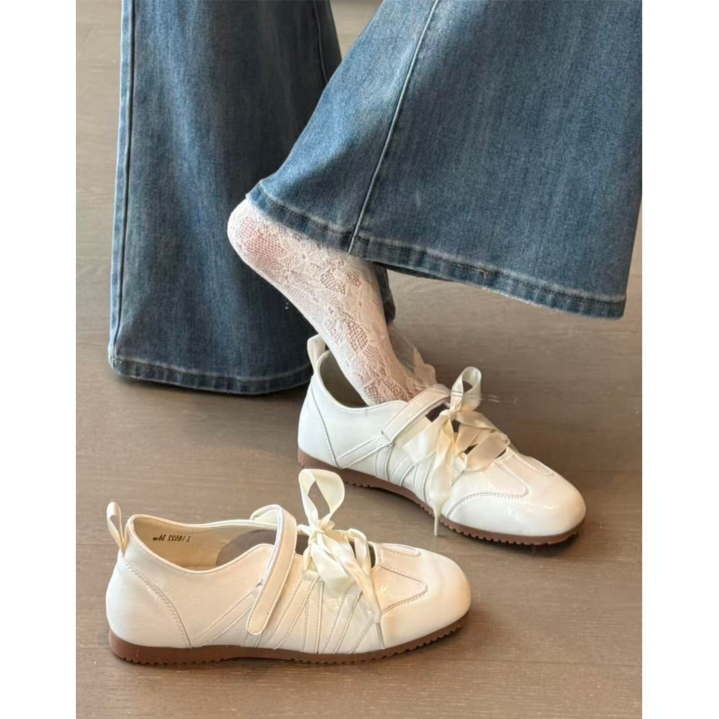 韩版芭蕾风德训鞋女2026春夏季米白色交叉绑带软底休闲小白鞋百搭