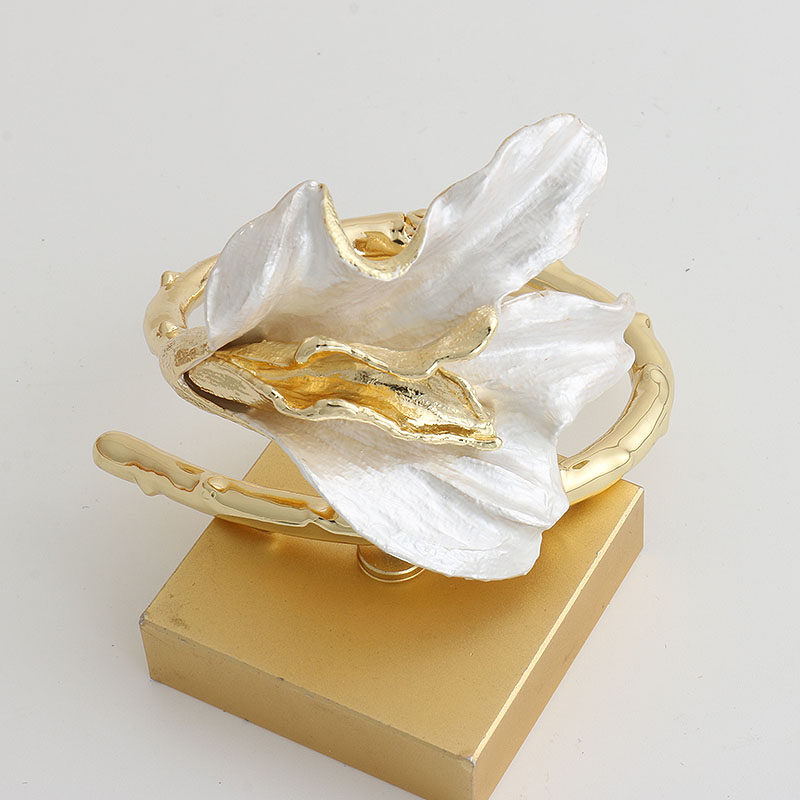 Enamel Iris Cuff Bracelet | $4.81 Direct from China - Product image 4