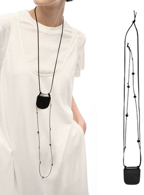 慵懒风真皮月牙小包项链时装配饰