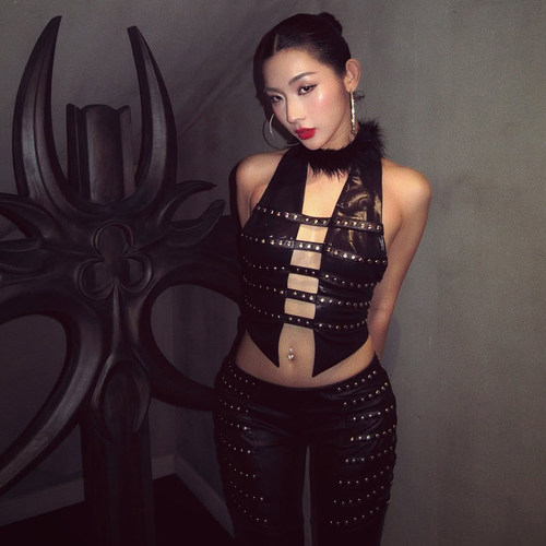 KLIOU 酷飒炸街ins心机个性镂空挂脖背心女显瘦修身百搭辣妹上衣