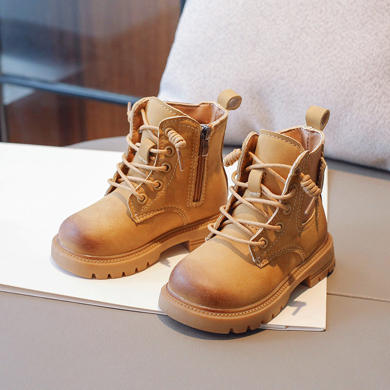男童小黄靴女童马丁靴子2025年新款春秋季小女孩女宝皮靴软底短靴
