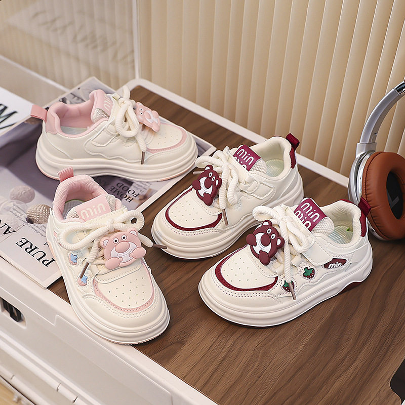 女童可爱皮面板鞋男童软底运动鞋卡通儿童网面厚底休闲鞋小白鞋潮