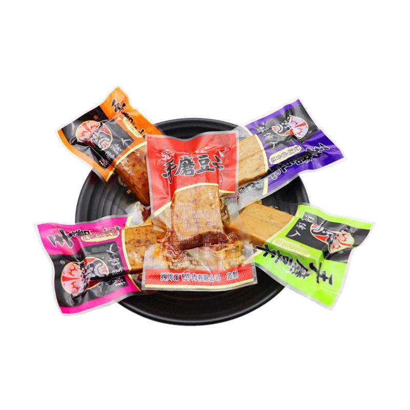 新款 豆干香辣手撕素肉川味麻辣小吃不辣的零食豆腐干新疆包邮传