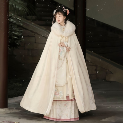 墨子研原创汉服加厚斗篷冬款明制比甲马面裙重工刺绣云肩立领长衫