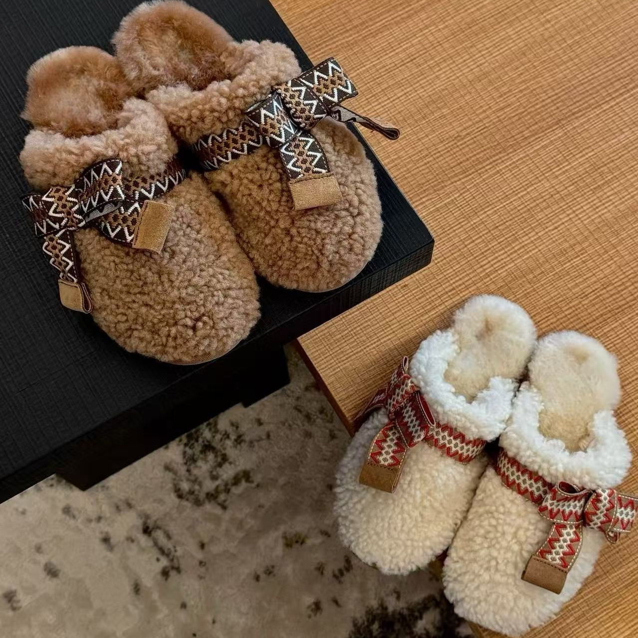 羊羔毛毛拖鞋女外穿蝴蝶结卷毛包头半拖一脚蹬雪地靴泰迪毛MAXI