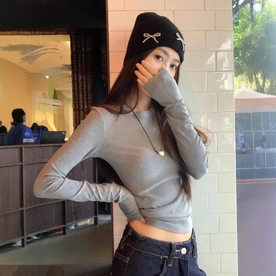 基础款修身显瘦长袖T恤女2026秋季新款百搭韩版辣妹打底上衣女潮