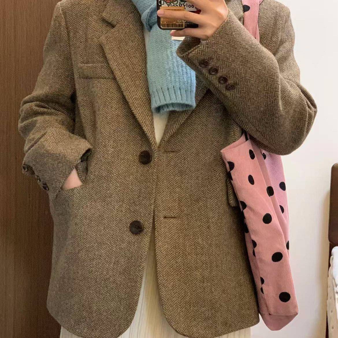 2025秋冬韩版人字纹羊毛呢西装外套女单排扣短款复古加厚呢子大衣