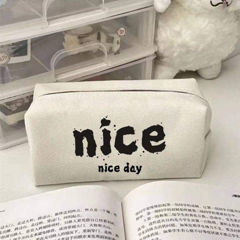 ins帕恰笔袋可爱草莓网红