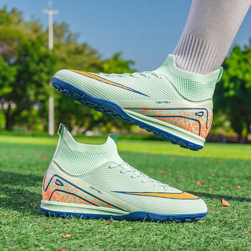 C罗刺客新款高帮足球鞋男款碎钉儿童男童女童成人防滑耐磨训练鞋