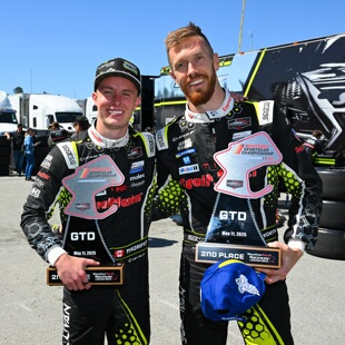 美国Vasser Sullivan赛车队运动休闲户外硬顶网帽领奖鸭舌棒球帽