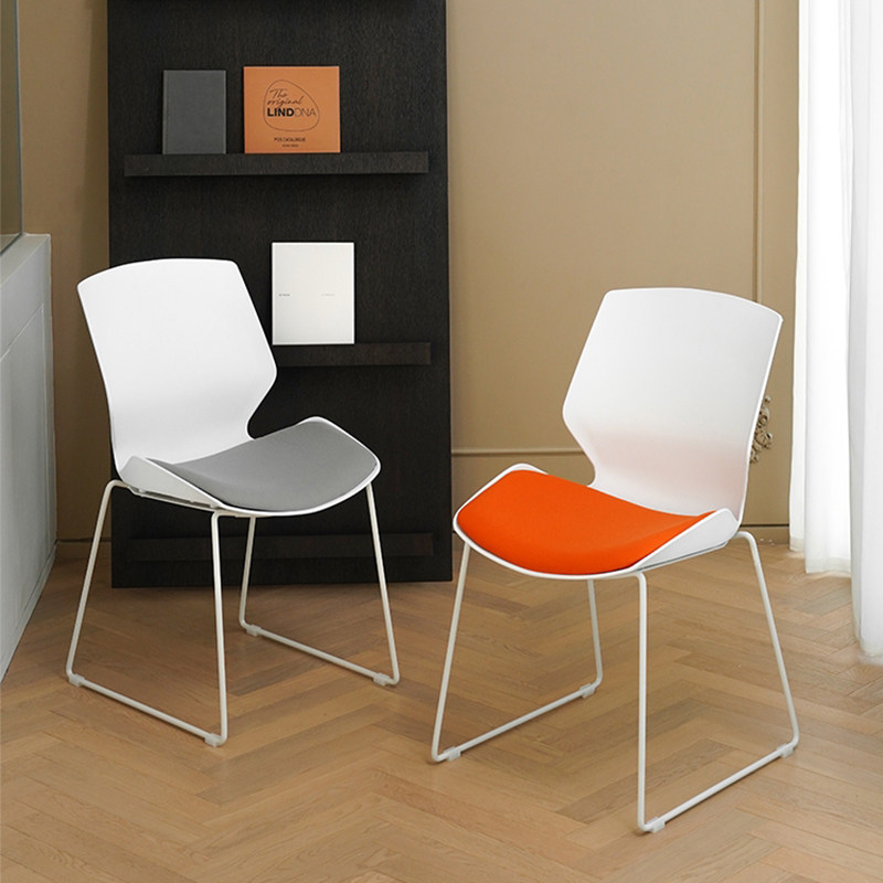 会议椅子办公弓形现代简约无扶手学生座椅可叠放会议室靠背培训椅