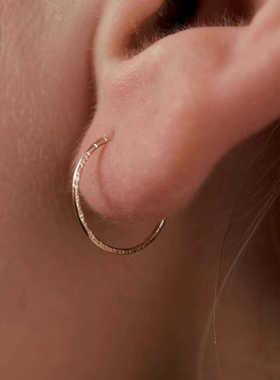 四月手作14K包金玫瑰金925银极简纹理小圆圈耳圈洗澡免摘耳环男女