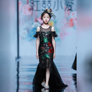 红鼓小爱儿童T台时尚走秀黑色晚礼服女童高端舞台演出服美人鱼裙