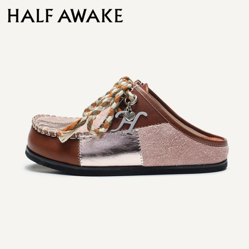 HALFAWAKE牛皮logo吊饰勃肯半拖
