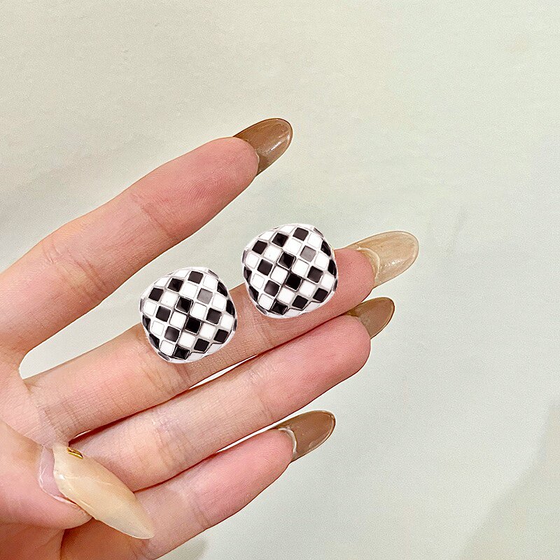 925纯银黑白棋盘格复古ins耳钉女