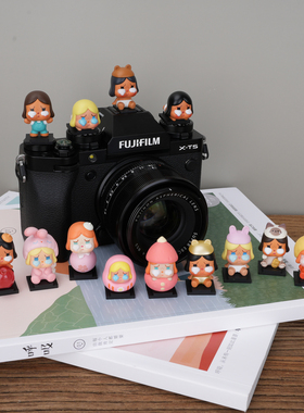 正品哭娃泡泡玛特相机热靴盖适用佳能R50富士XT5尼康Z30索尼ZVE10