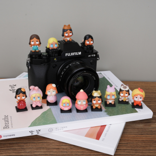 正品 哭娃泡泡玛特相机热靴盖适用佳能R50富士XT5尼康Z30索尼ZVE10