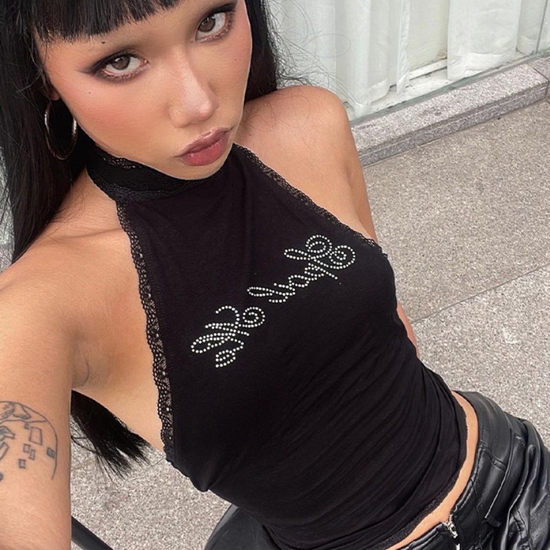 欧美风碎钻字母印花挂脖吊带背心性感露背修身蕾丝拼接辣妹短上衣