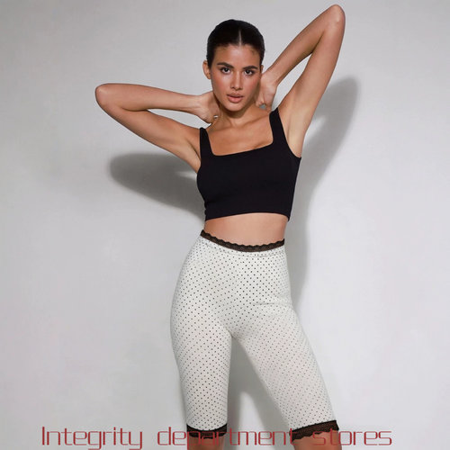 LaceT-shirtFittedCrewneckShort