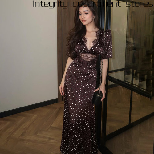Lace-fittedsexyvacationdress女