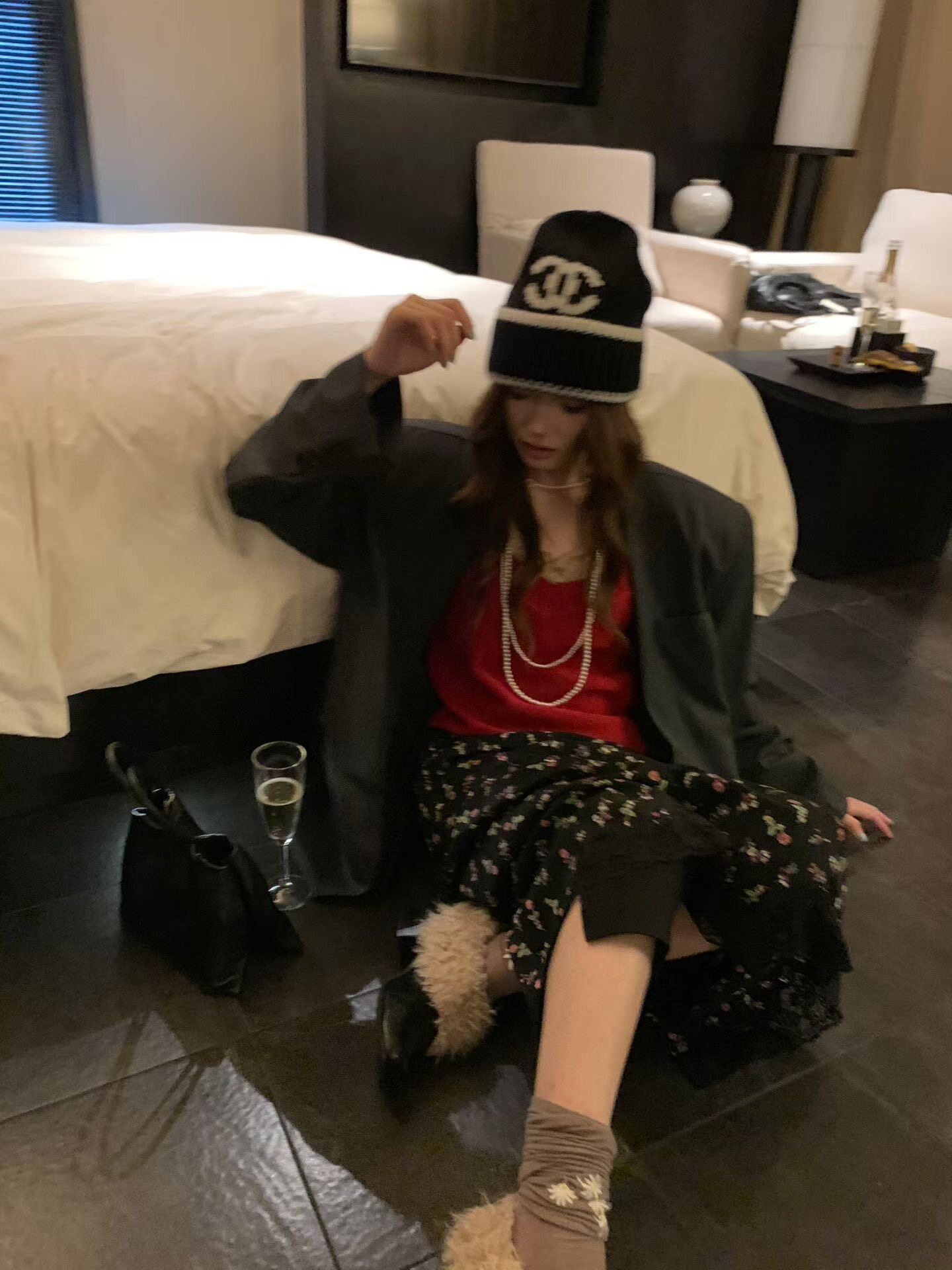 欧洲站2026秋季新款时尚百搭气质女高腰显瘦碎花拼蕾丝半身长裙黑