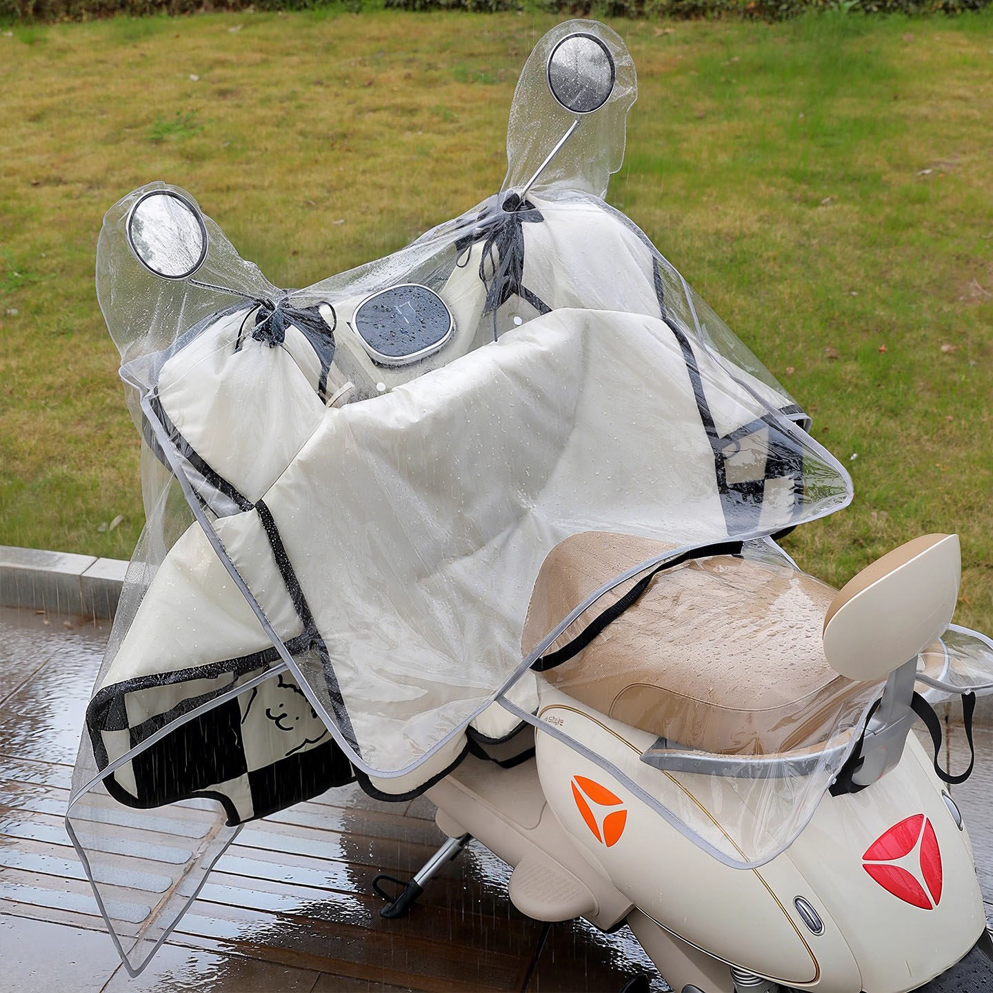 德国UP电动车防雨罩电瓶摩托车加大加厚防水挡雨全包挡风被一体罩