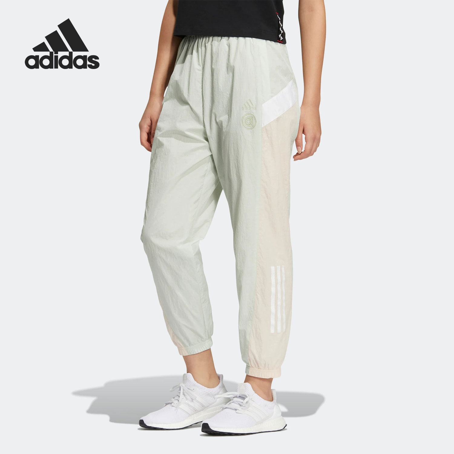 Adidas/阿迪达斯正品2022夏季新款女子运动梭织长裤HM5283-封面