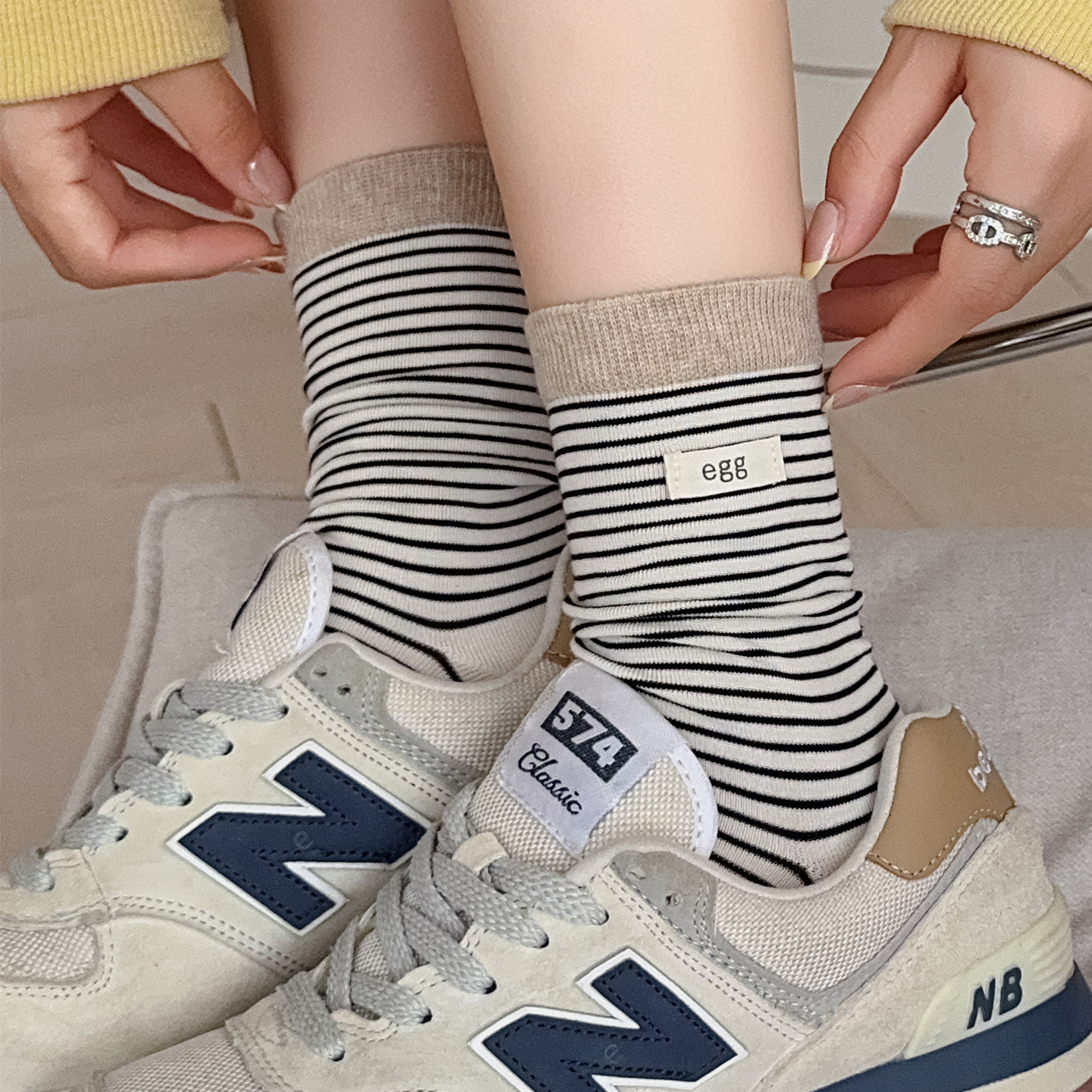egg布标条纹袜子女2025新款学院风春秋纯棉中筒袜学生袜超火袜