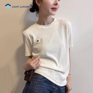 刺绣圆领短袖T恤女夏季新款休闲正肩透气体恤宽松棉质内搭上衣