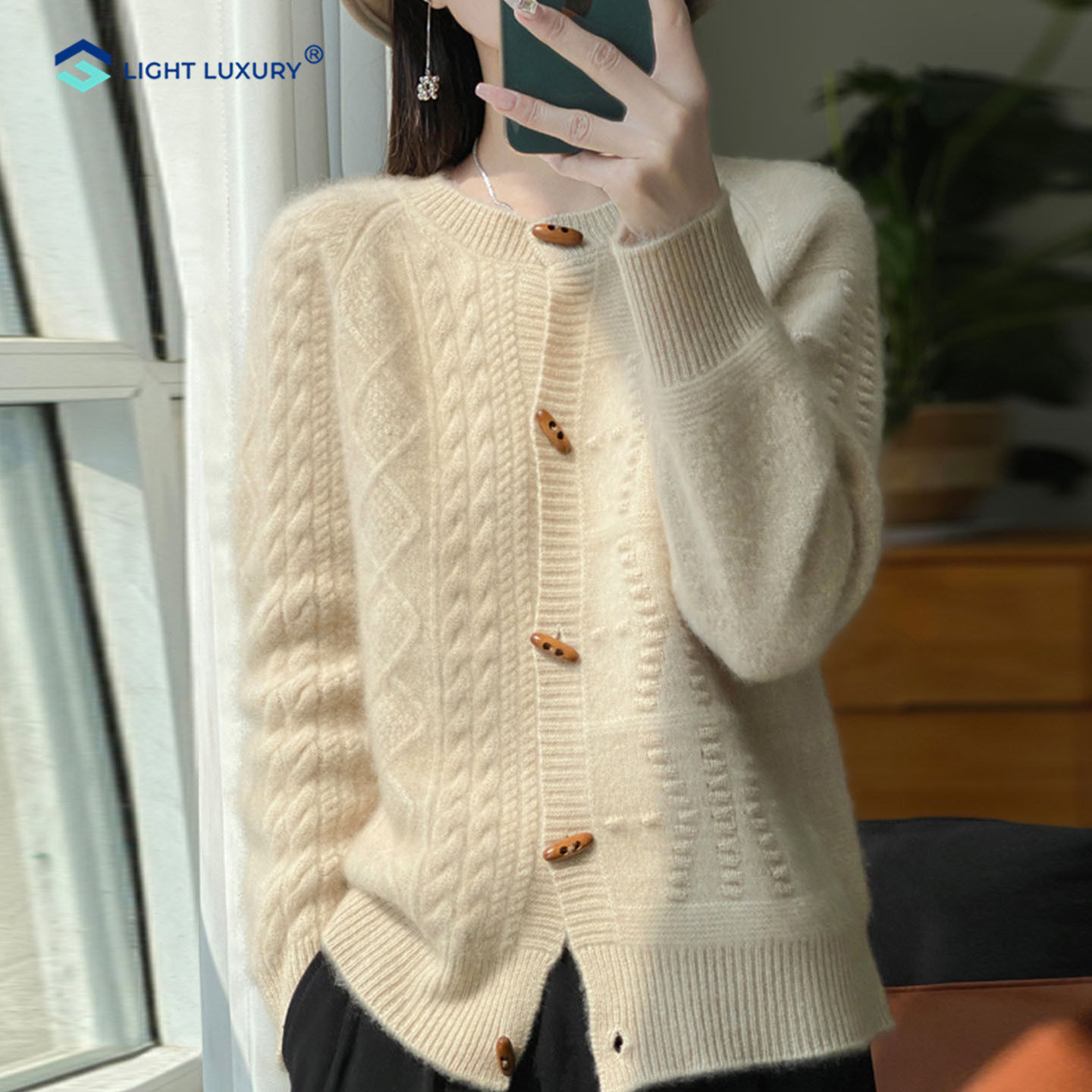 针织开衫女别致流行优雅毛衣外套