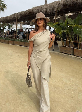 Women irregular sleeveless sloping shoulder top无袖斜肩上衣