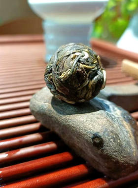 茶大尉小龙珠云南普洱茶便携生普