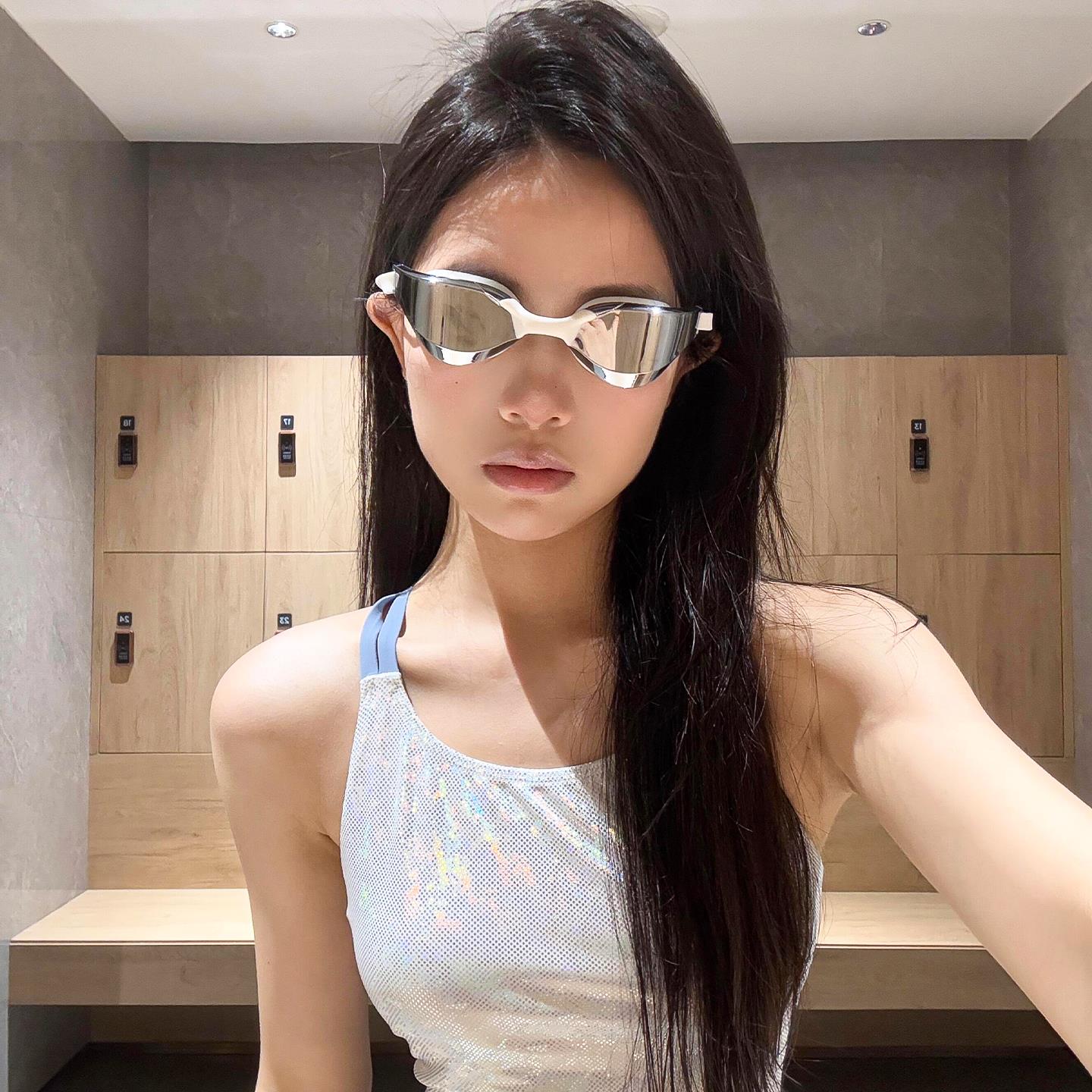 高清泳镜防雾防水成人女初学者游泳课装备软矽胶舒适高颜值泳镜