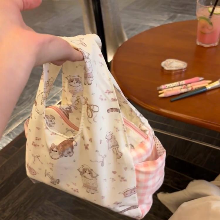 可爱猫咪碎花手腕包大容量上班族带饭手拎帆布包饭盒袋便当包餐包