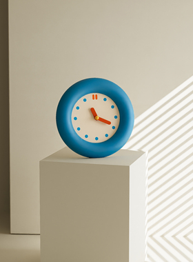 钟表挂钟客厅2025新款挂墙高级感艺术挂钟简约大气个性创意时尚钟