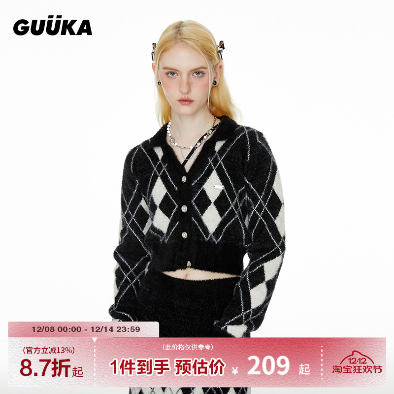 GUUKA黑白菱形格短款开衫毛衣
