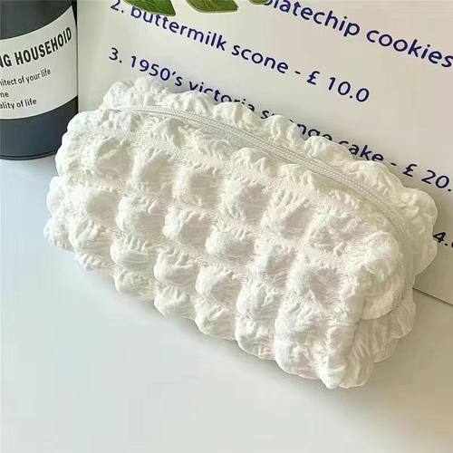 超软奶油泡芙笔袋ins小众不撞款柔软大容量文具收纳袋化妆包笔袋