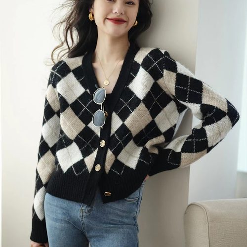 v领针织开衫2028早秋新款毛衣小众气质菱格纹羊毛上衣T恤