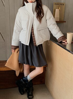 奶呼呼加厚呢料舒适外套2025韩版拼接格子翻领小个子显瘦棉服