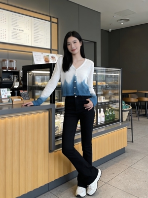 扎染蓝白色针织薄款防晒开衫女夏季2026新款显瘦外搭百搭上衣外套