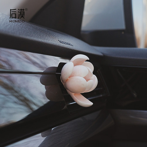 栀子花汽车出风口后漠花朵清新