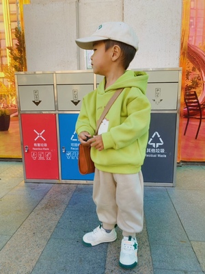 男童秋冬款一体绒绿色女童连帽卫衣洋气宝宝秋冬加绒加厚上衣小童